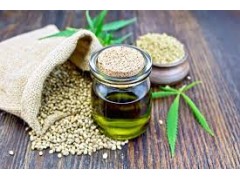 Huile de Chanvre alimentaire et cosmétique